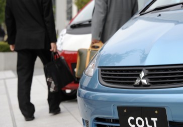 Mitsubishi slēdz Colt un Outlander ražojošo Eiropas rūpnīcu 