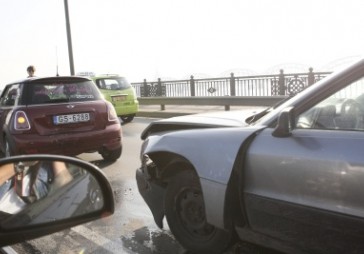 Rīgas tiltus soda par paviršu darbu