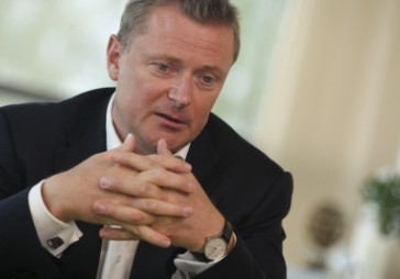 Fliks: airBaltic, iespējams, draud Malev liktenis