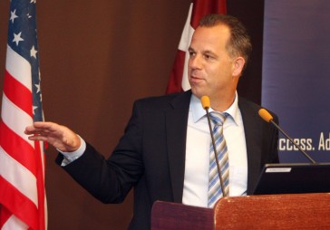 Atalgojuma čempions - Martins Gauss