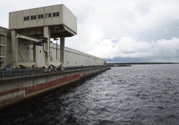 Daugavpils zemniekiem iegriež plūdi, vaino HES