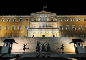 Grieķijā «nekas nav izdarīts»; vajadzēs vēl vienu parādu norakstīšanu