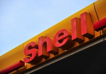 Shell naftas un gāzes nauda pamet Eiropu