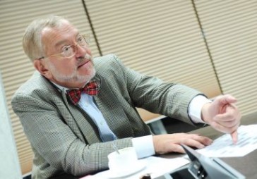 Meroni noturējis ap 250 Kālija parka akcionāru sapulces, rīkojot tās katru darbadienu