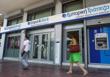 Finanšu milži bēg no Grieķijas