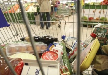 Deflācija ceturto mēnesi pēc kārtas