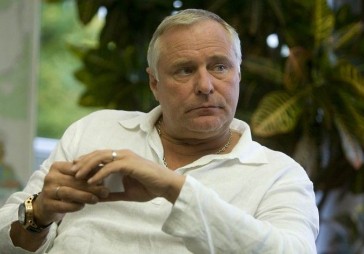  Loginovu gāzt neizdodas