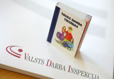 Liepājas mēbeļu ražotājs Erke aptur ražošanu; atlaistie darbinieki vēršas ar sūdzībām VDI