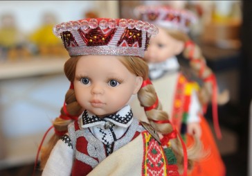 Latviešu etnogrāfiskajām lellēm būs savs veikals Vecrīgā