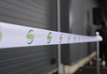 FOTO: Eko Kurzeme atklāj 3,25 miljonus eiro vērto sadzīves atkritumu šķirošanas rūpnīcu