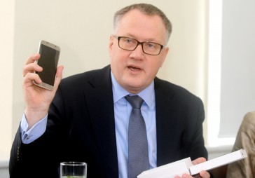 Duelis par LMT un Lattelecom apvienošanu gaidāms nākamnedēļ 
