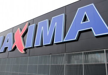 Maxima sabrukušā veikala darbiniekiem izmaksāja 400 – 700 eiro ikdienas izdevumiem