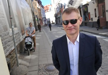 Atgriežas igauņu rokās