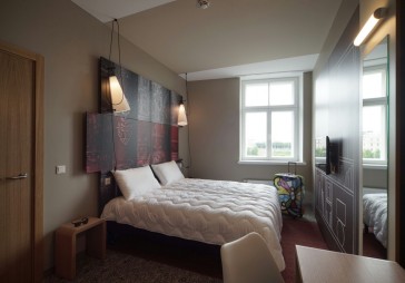FOTO: Rīgā durvis ver Accor tīkla viesnīca Ibis Rīga centre