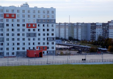Sērijveida dzīvokļi lēnām zaudē jaunajiem projektiem