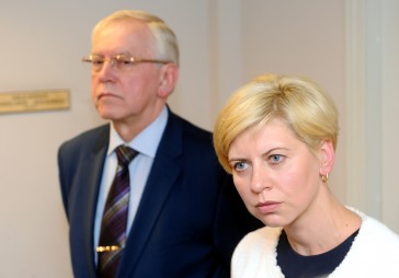 Rēvalds: Čakša izglītības un pieredzes ziņā ir piemērota kandidāte veselības ministra amatam