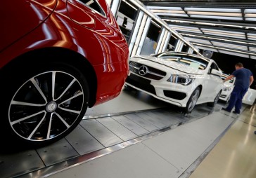 Daimler vēlas Krievijā būvēt rūpnīcu
