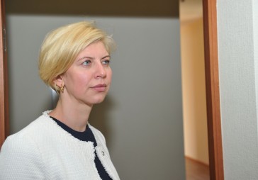 Saeima veselības ministra amatā apstiprina Andu Čakšu