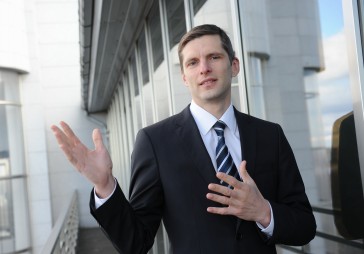 Viedoklis: Kādā virzienā dosies naftas cenas? 