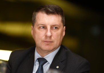 Vējonis neatbalsta «VIP pacientu» sistēmas ieviešanu veselības aprūpē