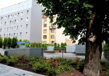 FOTO: Ar pašvaldības līdzfinansējumu atjauno kultūras mantojuma ēku fasādes Rīgā 