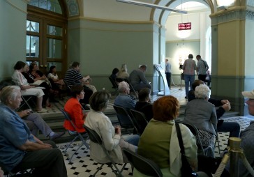 Papildināta ar FOTO: Liela interese par jauno eiro monētu ar gotiņu
