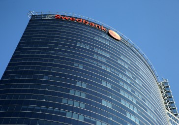 Swedbank peļņa kritusies