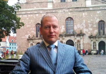 Eksperts: Vai Latvijas ekonomiku glābs ofšoru nodoklis?