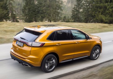 Ford Edge saules un ēnas puses 