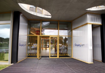 FOTO: Exupéry International School būvniecībā investēti 11 miljoni eiro