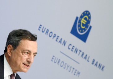 ECB sarūgtina tirgu 