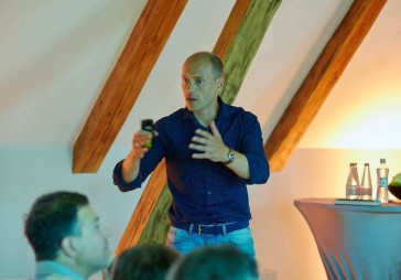 Piektdienas intervija ar Swedbank valdes locekli un Privātpersonu apkalpošanas pārvaldes vadītāju Renāru Rūsi