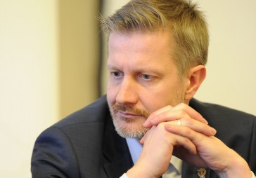 Notāru klātbūtnei darījumos nav zaļās gaismas 