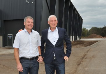 Sāk darbu 5 milj. eiro vērtajā kokšķiedras ražotnē 