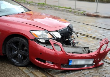 Avarējuša auto remontu skaidrā naudā kompensēs tikai 70% apmērā