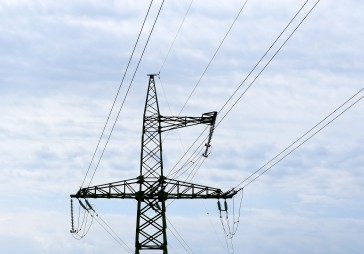 Vidējā elektroenerģijas cena samazinājusies