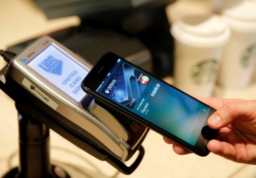 Apple uzsāk Apple Pay maksājumu pakalpojumu Krievijā
