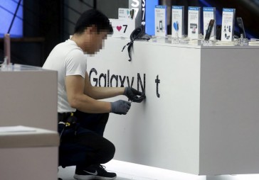 Galaxy Note 7 krīze: Samsung izplata brīdinājumu par saviem darbības rādītājiem