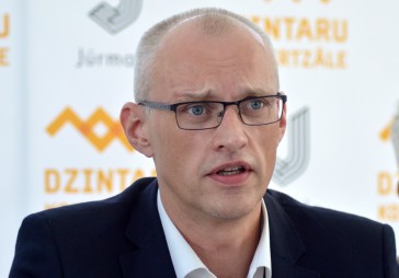 Papildināta - Truksni atceļ no Jūrmalas domes priekšsēdētāja amata