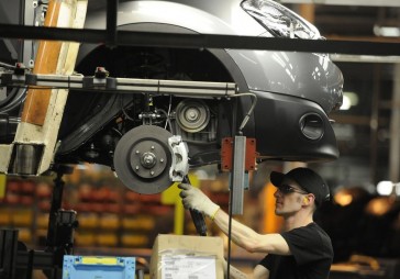 Nissan vēl domās, vai jauno  Qashqai ražos Lielbritānijā