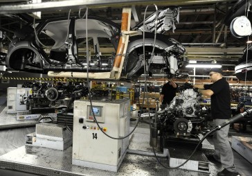 Eksperts: Nissan lēmums «nepārliecinās citus ieguldīt» Lielbritānijā