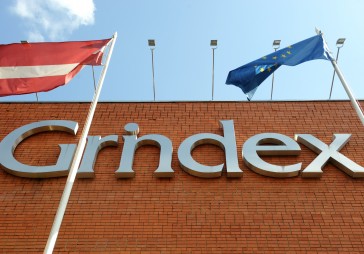 Valstij piederošās Grindeks un Valmieras stikla šķiedra akcijas pārdod par 2 miljoniem eiro