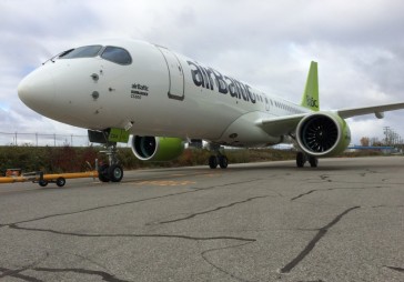Pirmo jauno Bombardier CS300 lidmašīnu airBaltic saņems 1.decembrī