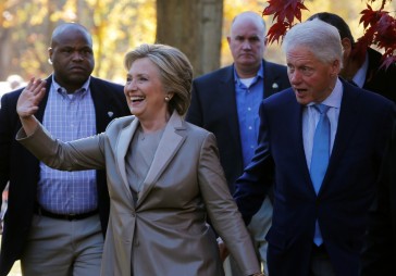 Aptauja: Klintonei ir 90% iespēja uzvarēt vēlēšanās