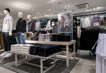 FOTO: Galerijā Rīga atvērts jauns veikals H&M 