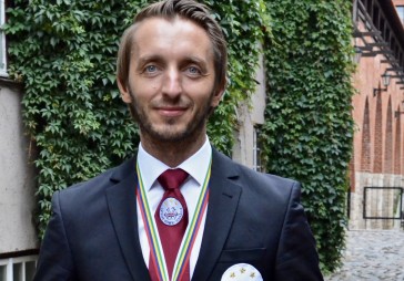 Balzambāra līdzīpašnieks: Rīgā būtu jāievieš bāru un restorānu limits