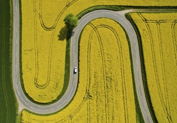 Pa Vācijas ceļiem brauks kritizētie «gigalaineri»