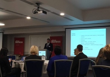 Eksperts: Valsts grib mūs vērot un zināt, kā mēs tērējam savu naudu