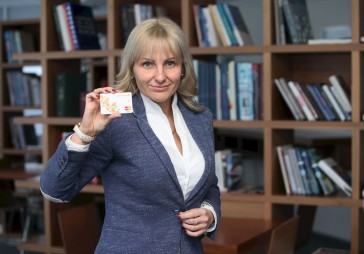 Bezkontakta kartes vēl izmanto kūtri