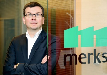 Merks valdes priekšsēdētājs: Mājokļu tirgus Rīgā ir visai paradoksālā situācijā